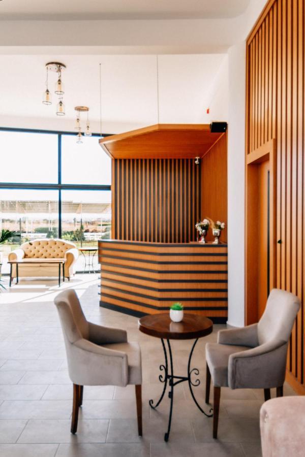 Cezar'S Airport Hotel Λευκωσία Εξωτερικό φωτογραφία