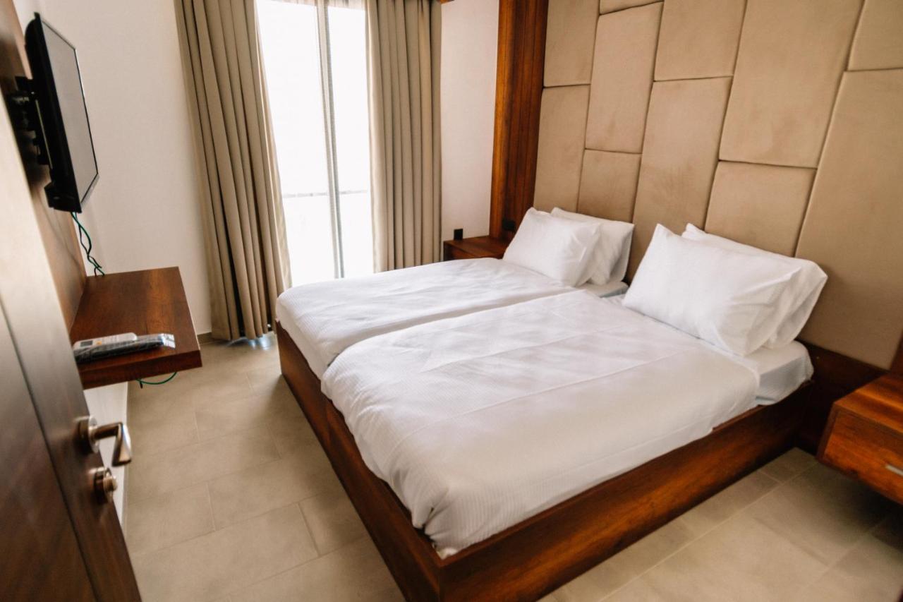 Cezar'S Airport Hotel Λευκωσία Εξωτερικό φωτογραφία